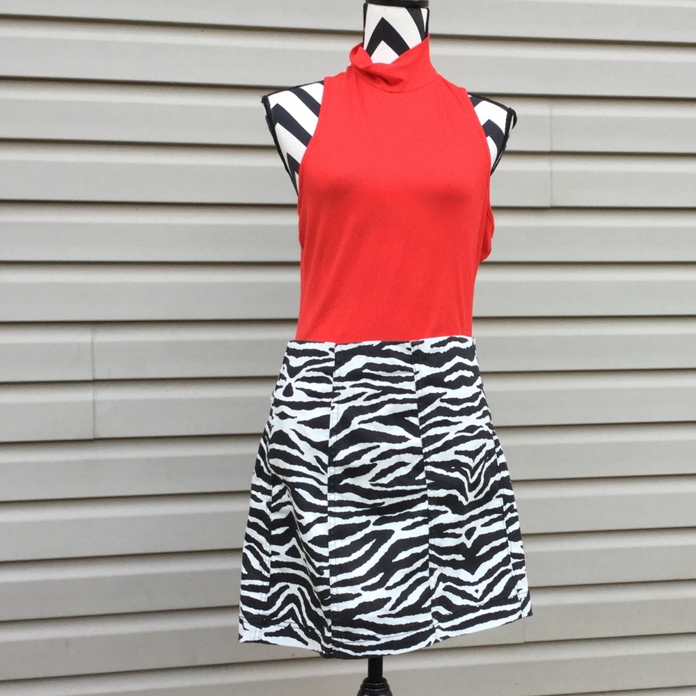 NWT Wild Fable Zebra Print Seamed Mini Skirt